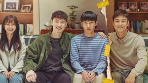 5 Rekomendasi Serial Original Netflix dari Korea yang Bisa Kamu Tonton Saat Tahun Baru