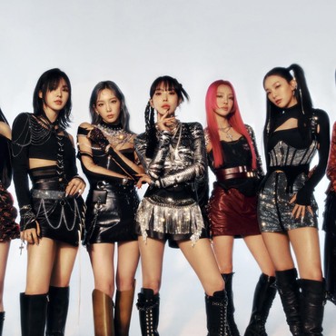 Asyik, Lagu 'Step Back 'Girls On Top' Hadir di Berbagai Platform Musik