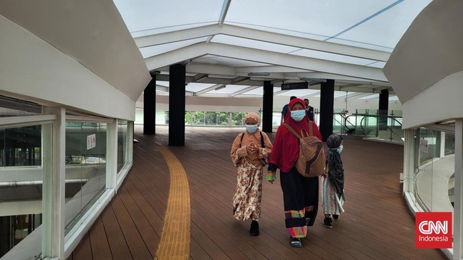 FOTO: Menjajal Halte Integrasi CSW, Simpul Transportasi Baru di DKI