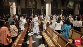 Satpol PP DKI Terjunkan 1.406 Personel Amankan 429 Gereja saat Natal