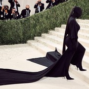 Dari Met Gala sampai Kontroversi Naik Harga, Ini Momen Terheboh yang Terjadi di Dunia Fashion Selama 2021