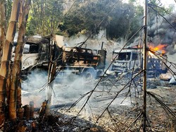 Warga Desa Myanmar Tuding Pasukan Junta Bakar Ratusan Rumah