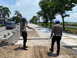Perbaikan Jalan di Lamongan Belum Tuntas, Pilih Jalur Alternatif