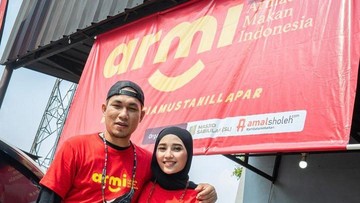 MISI BERBAGI RIZAL ARMADA BERSAMA ISTRI