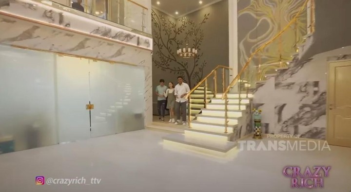 Rumah Mewah Aswin Yanuar
