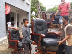 Kala Kursi DPRD Pekanbaru Ditarik Vendor Gegara Nunggak Ratusan Juta