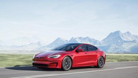 Tesla Setop Produksi Mobil Listrik Model S dan X Setir Kanan