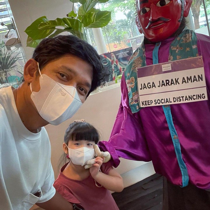 <p>Sejak menikahi Ririn Ekawati, Ibnu Jamil kerap berbagi potret kedekatannya dengan Yaya di media sosial. (Foto: Instagram @ibnujamilo)</p>