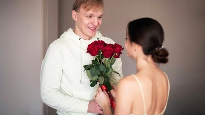 Zodiak Hari Ini: Sulit Jatuh Cinta dan Terlalu Fokus Berkarir, Ini Cara Meluluhkan Hati Capricorn!