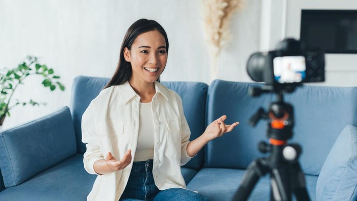 img-title Terapkan 6 Cara Jitu Ini untuk Menjadi Influencer Cerdas yang Sukses di Dunia Digital, Yuk Simak Beauties!