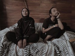 Lirik Runtuh dari Feby Putri dan Fiersa Besari Lengkap dengan Chordnya