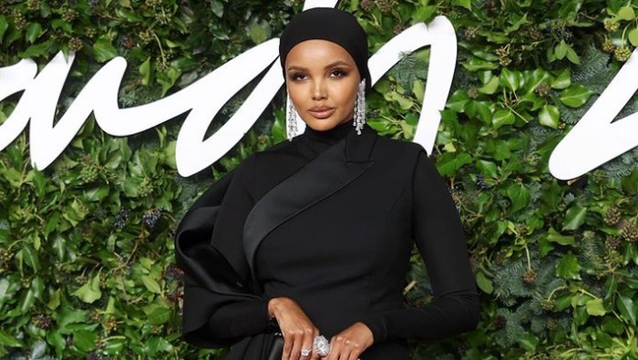 Inspiratif, Kenalan dengan Para Perempuan Hijab yang Siap Mendominasi Dunia Fashion Global Inspiratif, Kenalan dengan Para Perempuan Hijab yang Siap Mendominasi Dunia Fashion Global