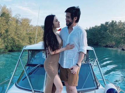 Setahun Menikah, Intip 7 Potret Penampilan Terbaru Kevin Aprilio Bareng Istri