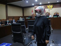 Eks Direktur Jasindo Solihah Dituntut 4 Tahun Penjara