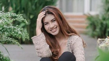 img-title Lirik Lagu Aku Memang Jodohnya - Nabila Maharani