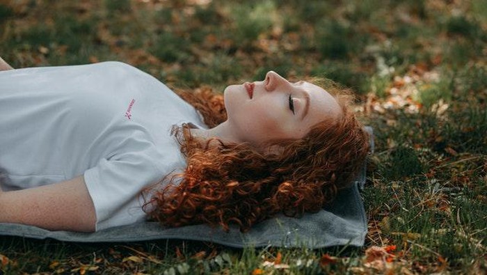 Ingin Kulit Glowing Alami Tanpa Skincare? Cobain 6 Pose Yoga Ini, Sekaligus Bikin Sehat! Ingin Kulit Glowing Alami Tanpa Skincare? Cobain 6 Pose Yoga Ini, Sekaligus Bikin Sehat!