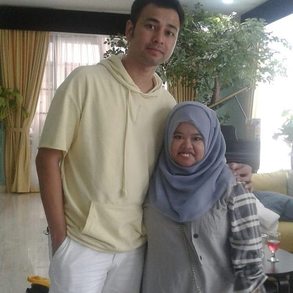 Penampilan terbaru Kekeyi dengan tubuh makin langsing jadi sorotan&comma; yuk intip transformasinya dari awal terkenal hingga kini&excl;