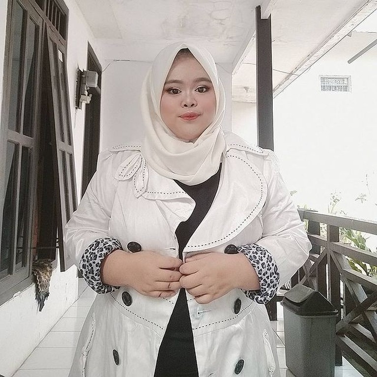 10 Transformasi Kekeyi dari Awal hingga Kini Penampilan terbaru Kekeyi dengan tubuh makin langsing jadi sorotan, yuk intip transformasinya dari awal terkenal hingga kini!