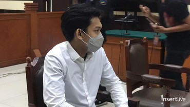 img-title Surat Terbuka Gaga Sindir Orang Pansos ke Keluarga Laura Anna, Siapa?