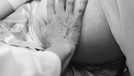7 Gaya Unik Maternity Shoot Nadine Chandrawinata Hamil Anak Pertama Nadine Chandrawinata melakukan beberapa kali pemotretan kehamilannya dengan konsep berbeda-beda. Yuk intip!