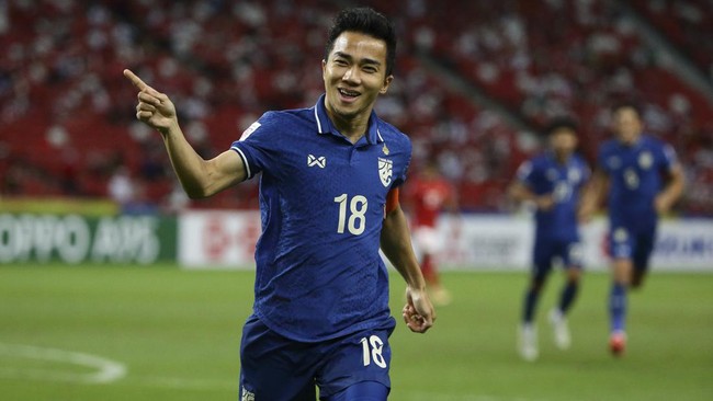 Kapten timnas Thailand Chanatip Songkrasin resmi gabung dengan juara J-League musim lalu Kawasaki Frontale.