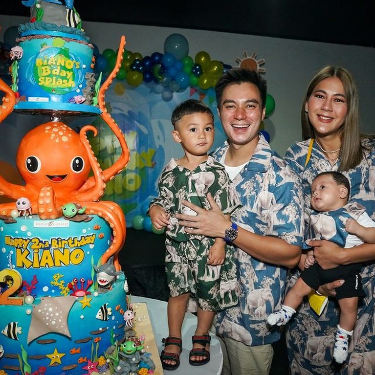 Sewa Satu Ancol, 8 Potret Pesta Ultah ke-2 Kiano Tiger Wong yang Inspiratif Baim Wong gelar meriah pesta ulang tahun putra sulungnya, Kiano Tiger Wong sewa satu ancol dan dihadiri para artis. Yuk intip!