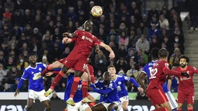 FOTO: Salah Gagal Penalti, Liverpool Kalah dari Leicester