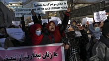 Taliban Izinkan Perempuan Sekolah dengan Syarat Mulai Maret