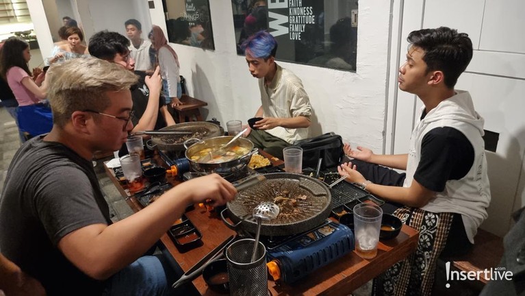 6 Potret Top 5 IMB Makan Bareng 6 Potret Top 5 IMB Makan Bareng