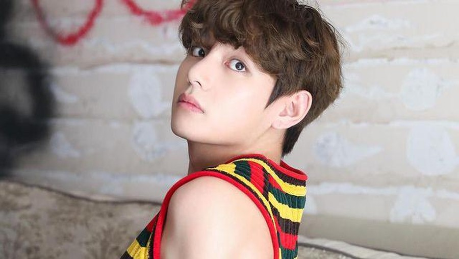 7 Potret V BTS yang Berulang Tahun ke-26