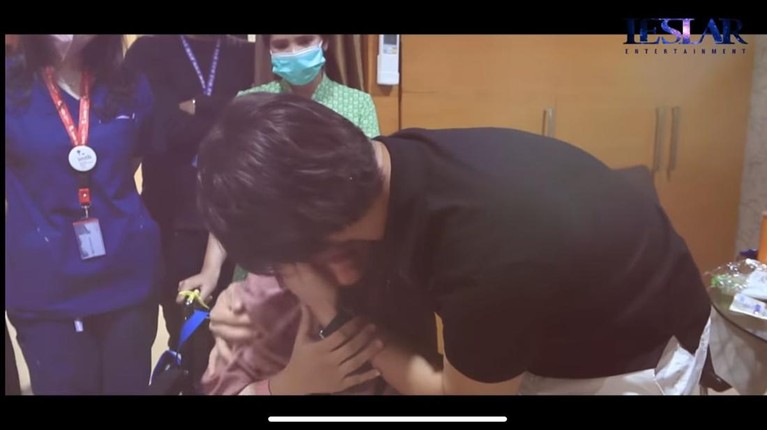 8 Momen Detik-detik Haru Lesti Kejora Lahirkan Baby L Persalinan Lesti Kejora menjadi jauh dari waktu perkiraan lahiran. Ini potret detik-detik Lesti lahirkan baby L yang baru diungkap!