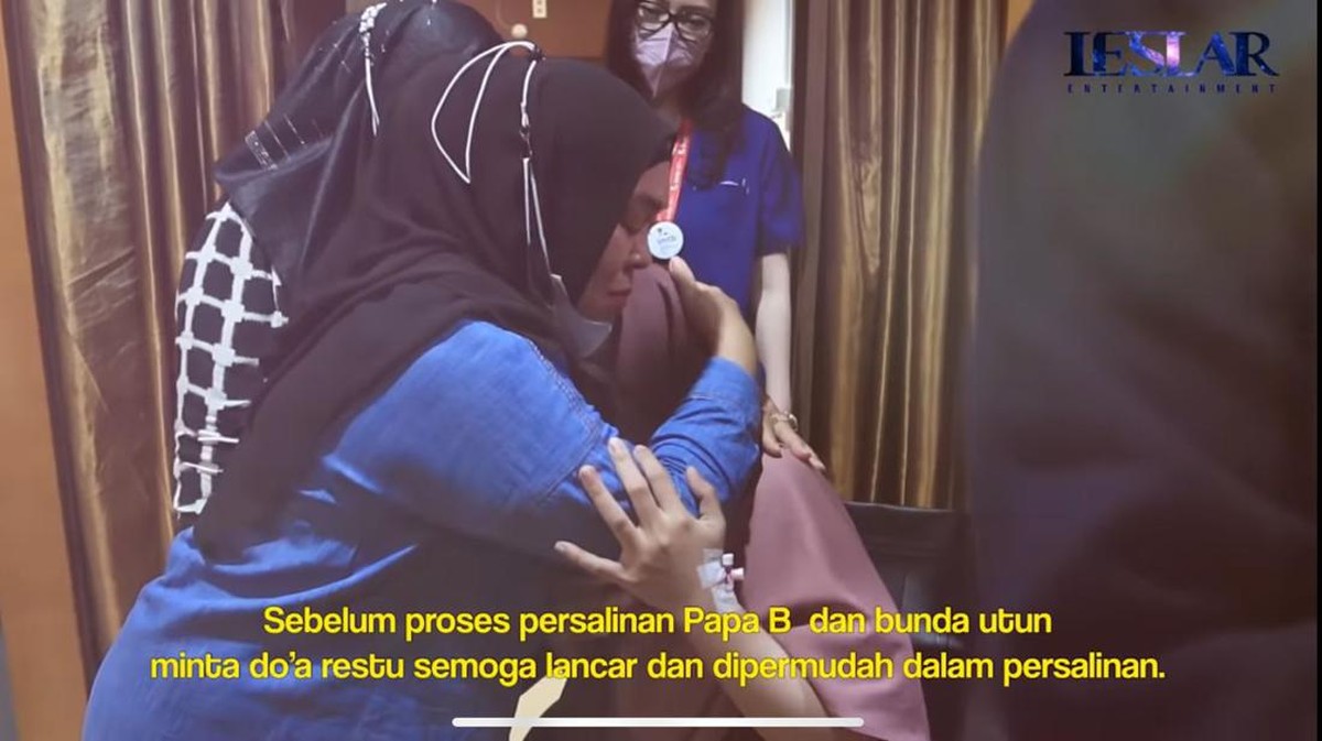 Persalinan Lesti Kejora menjadi jauh dari waktu perkiraan lahiran&period; Ini potret detik-detik Lesti lahirkan baby L yang baru diungkap&excl;