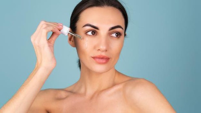 Hati-Hati! Ini 3 Bahan Aktif di Skincare yang Nggak Boleh Digabung dengan Vitamin C Hati-Hati! Ini 3 Bahan Aktif di Skincare yang Nggak Boleh Digabung dengan Vitamin C