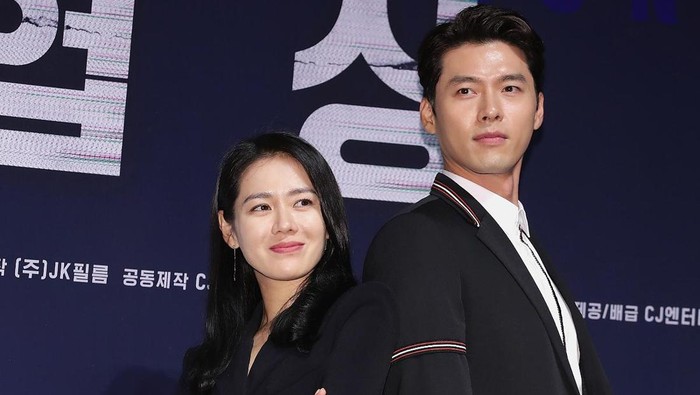 img-title Deretan Aktris Korea yang Mencuri Hati Hyun Bin, dari Song Hye Kyo Hingga Son Ye Jin!