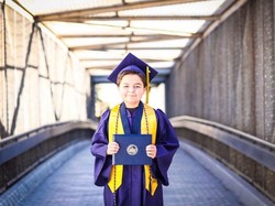 Kuliah Hanya Setahun, Anak 15 Tahun Jadi Wisudawan Termuda Universitas Nevada