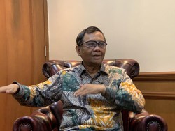 Mahfud Md: Kembang Api Singapura dan RI Sama Saja