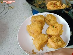 Cicip Tahu Isi Pertama Kali, Orang China Ini Doyan Banget!
