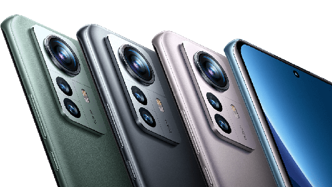 Harga Xiaomi 12 Rp9,999 juta dan Xiaomi 12 Pro Rp12,999 juta untuk konsumennya di Indonesia.