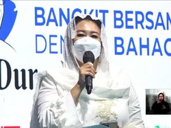 Yenni Wahid Teringat Jokes Gus Dur Suka Tertawakan Diri Sendiri