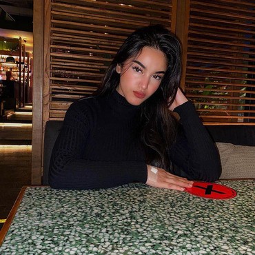 6 Pengakuan Cassandra Angelie, Ogah Sama Orang Arab tapi Suka Pria Tajir