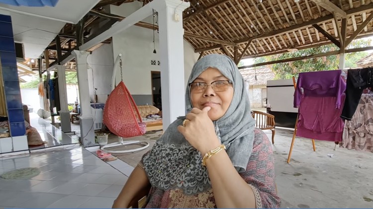 Ibu Alman Mulyana Ibu Alman Mulyana