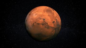 Pantauan Berkilau dari Kutub Mars Ternyata Bukan Air