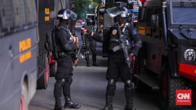 Komnas HAM mencatat sebanyak 71 tindakan kekerasan dan 39 tindakan penyiksaan yang dilakukan oleh kepolisian selama setahun.