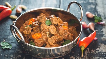 MAKANAN YANG PERLU DIHINDARI BUMIL SAAT LEBARAN: ES SIRUP