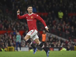 Apa Iya Ronaldo Ingin Tinggalkan MU?