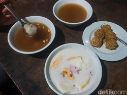 Menikmati Hangatnya Wedang Ronde Titoni Legendaris di Kota Malang