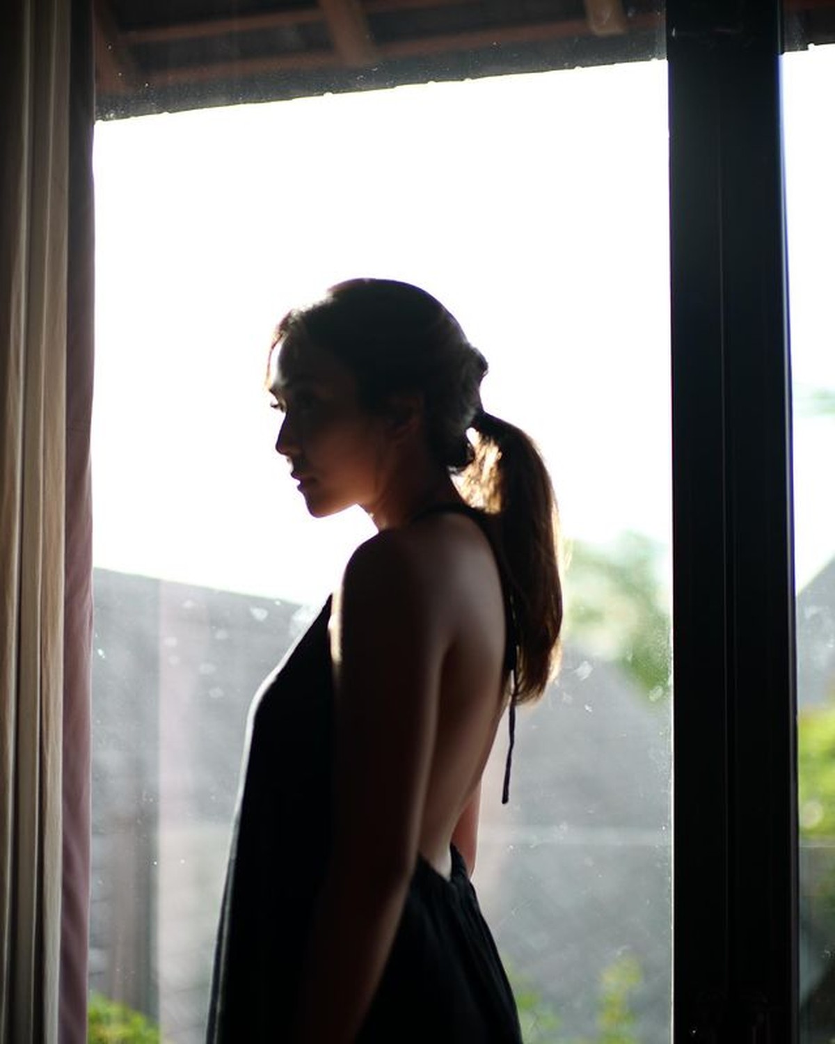 Momen pergantian tahun 2021 ke 2022 dirayakan oleh seluruh orang di penjuru dunia termasuk selebritis Tanah Air&period; Yuk kita intip&excl;