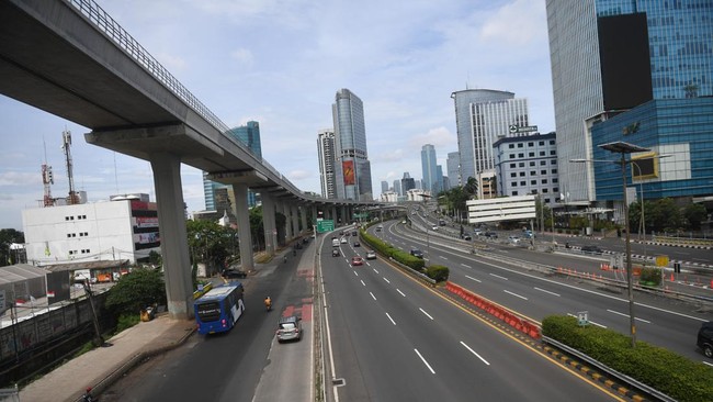 Kemenkeu mengaku masih mengkaji pemanfaatan aset negara Rp300 triliun di DKI untuk ibu kota baru di Kaltim.