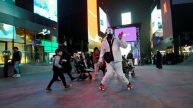 Arab Saudi Razia Barang hingga Mainan 'Pelangi' yang Promosikan LGBT