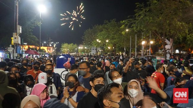 Wisata malam bisa jadi pilihan bagi Anda yang ingin merasakan keindahan Jogja di malam hari. Berikut rekomendasi wisata Jogja di malam hari yang bisa dijajal.